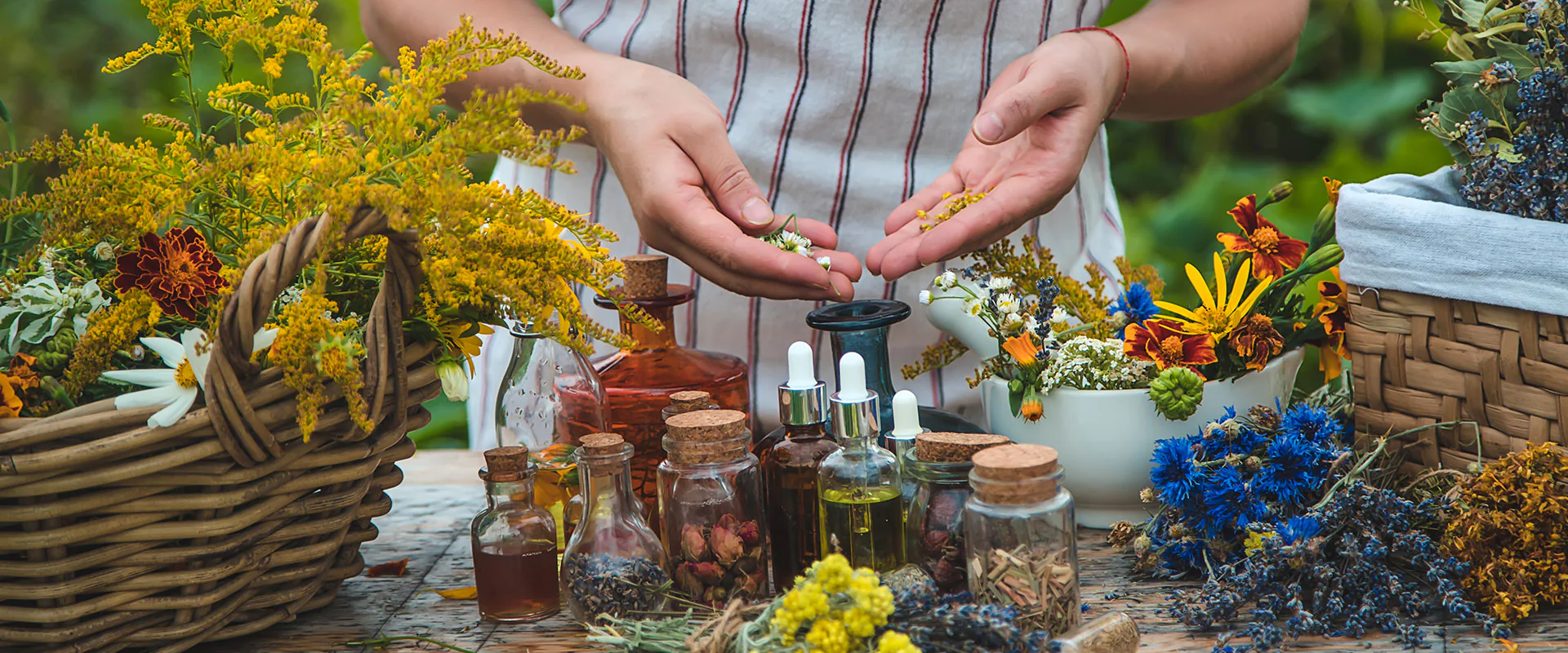 ethanol herbal tinctures, herbal supplement ethanol, ethanol types for tinctures, best ethanol for herbal extracts, organic ethanol herbal products, safe ethanol herbal supplements, ethanol purity herbal tinctures, herbal extract solvent, ethanol quality supplements, herbal tincture alcohol standards