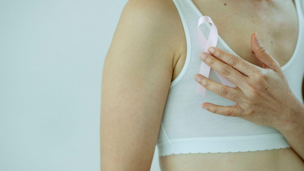 breast removal body image, overcoming body image issues, breast reconstruction support, post mastectomy confidence, body positivity after surgery, breast surgery recovery tips, emotional support breast removal, cancer survivor body image, reconstructive surgery benefits, improve self-esteem post mastectomy